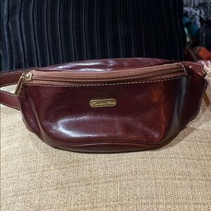 Chic Brown Leather Belt Bag with Gold Accents
